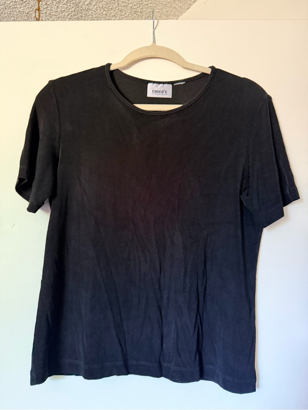 Chico's Black Short Sleeve Crewneck Tee